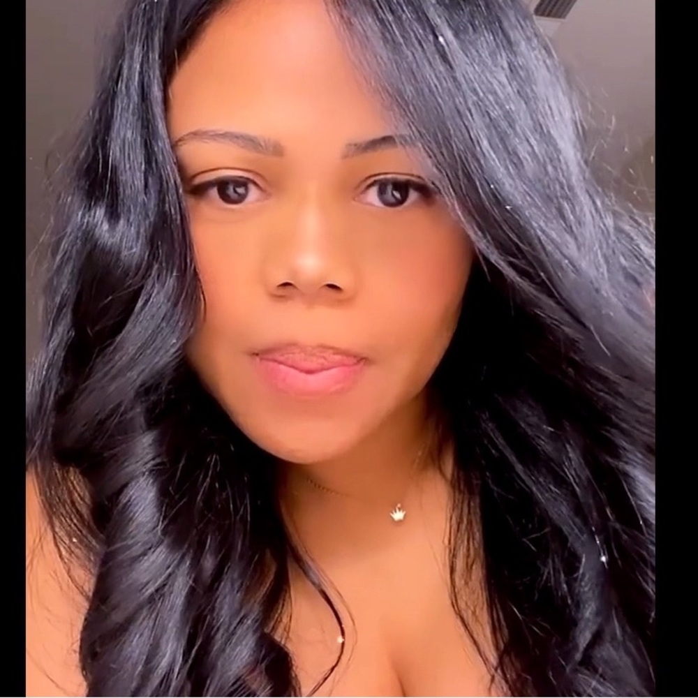 Meet your Posher, Traci